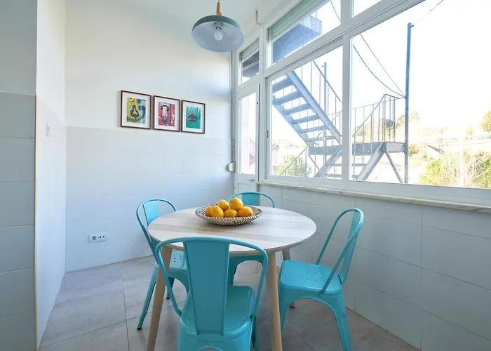 Apartment Quiet And 2br Apt, By Timecooler Lisbon