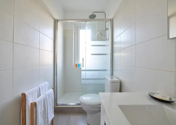 Quiet And 2br Apt, By Timecooler Apartment Lisbon