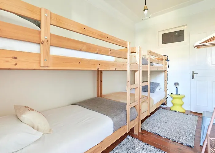 Quiet And 2br Apt, By Timecooler Lisbon