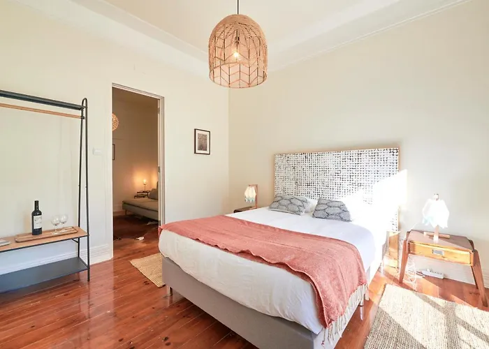 Quiet And 2br Apt, By Timecooler Apartment