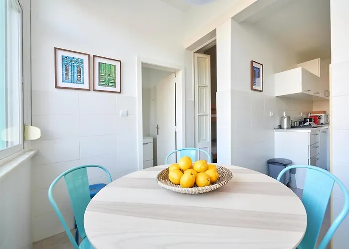 Quiet And 2br Apt, By Timecooler Апартаменты